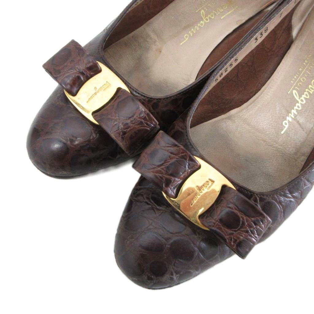 サルヴァトーレフェラガモ Salvatore Ferragamo ヴァラ Vara パンプス