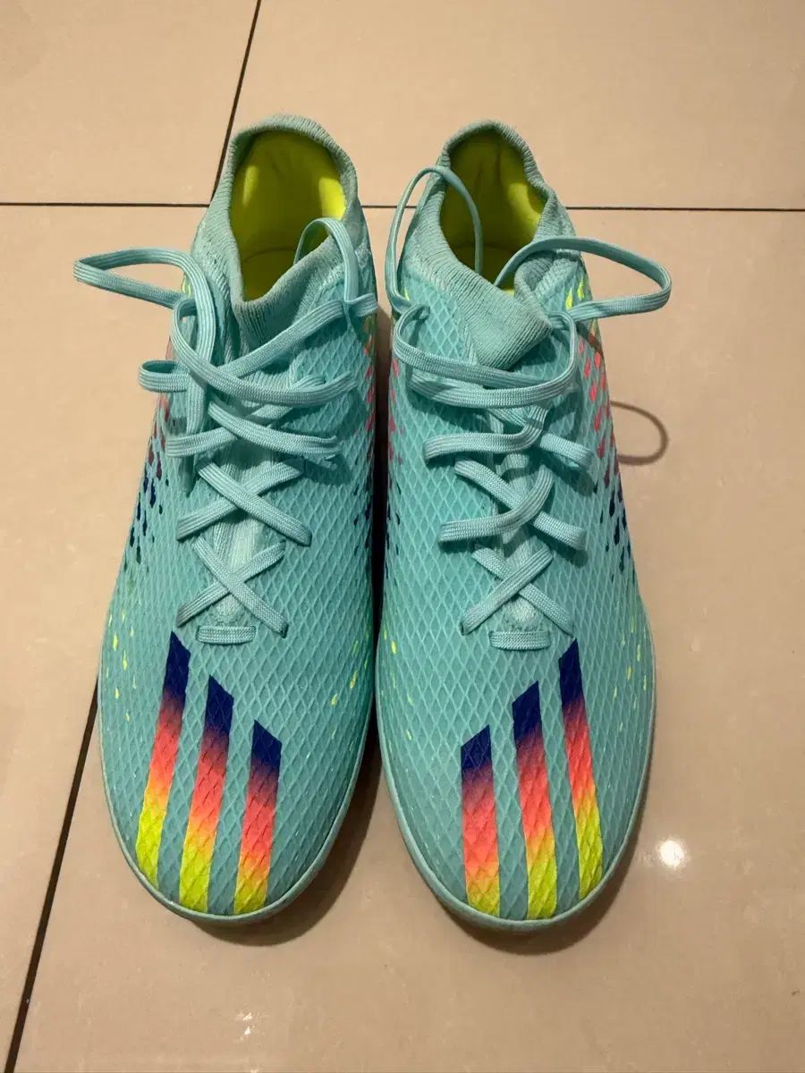 アディダス サッカーシューズ 285