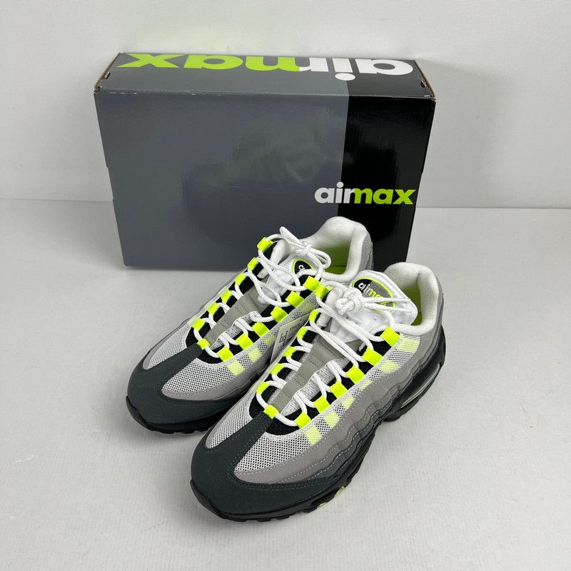 中古美品】 NIKE ナイキ IO9926-001 WOMEN'S AIR MAX 95 エアマックス