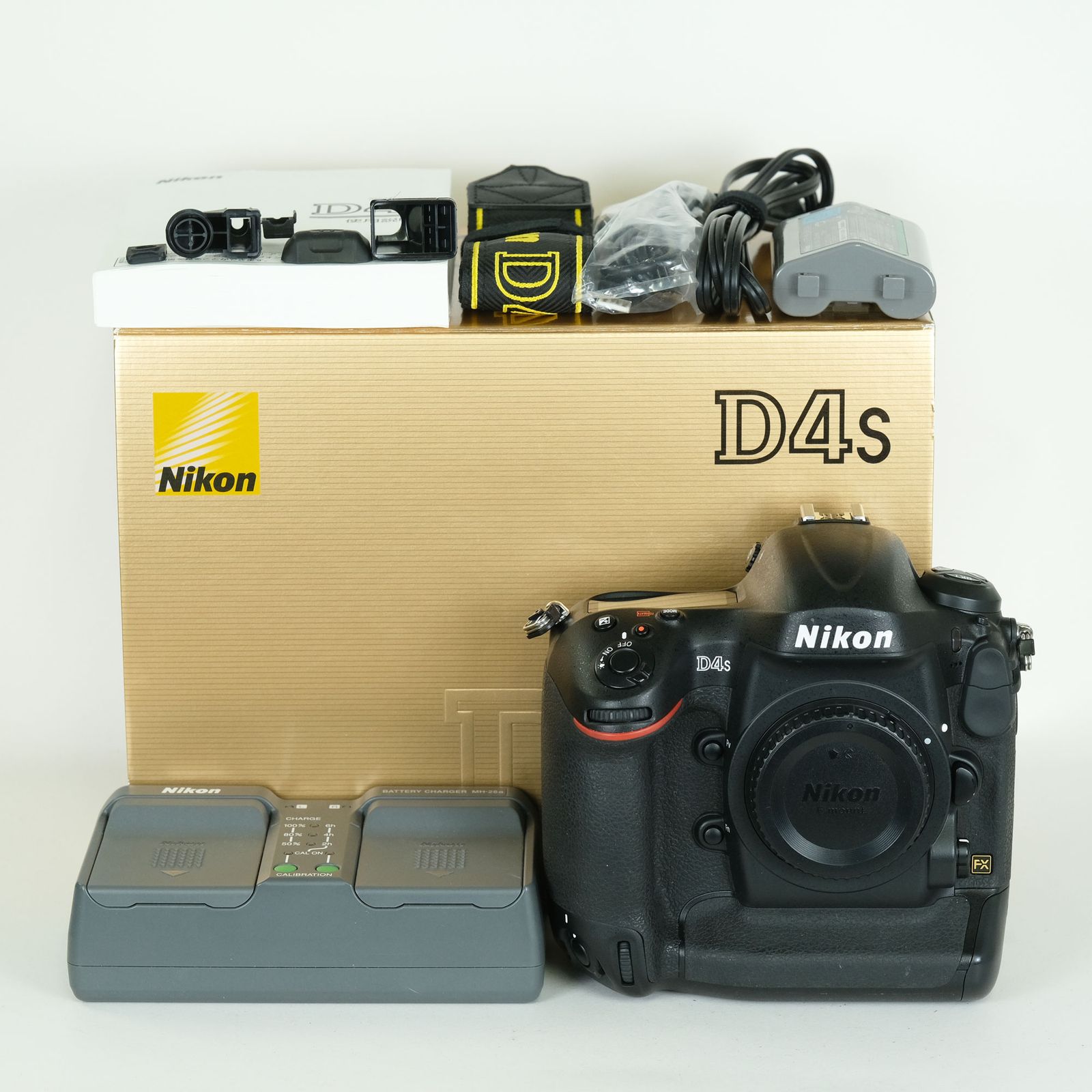 [良品 | シャッター数15,000回] Nikon D4S | Nikon Fマウント