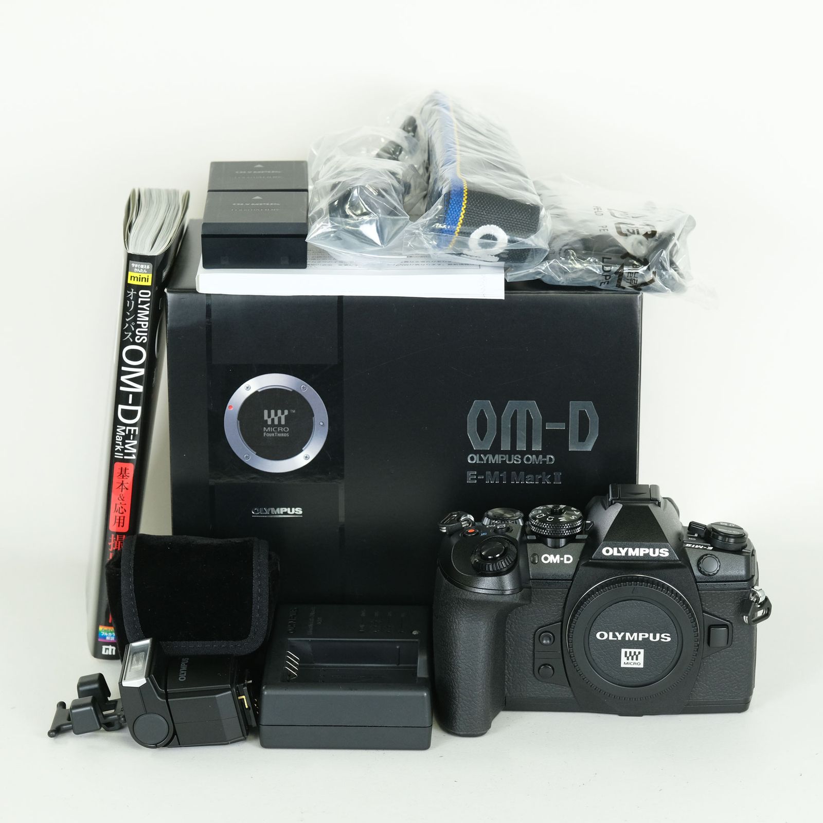 【箱 バッテリ2本付】OLYMPUS OM-D E-M1 Mark II ボディ 美品 | シャッター数1,573回｜バッテリー2個付] OLYMPUS OM-D E-M1