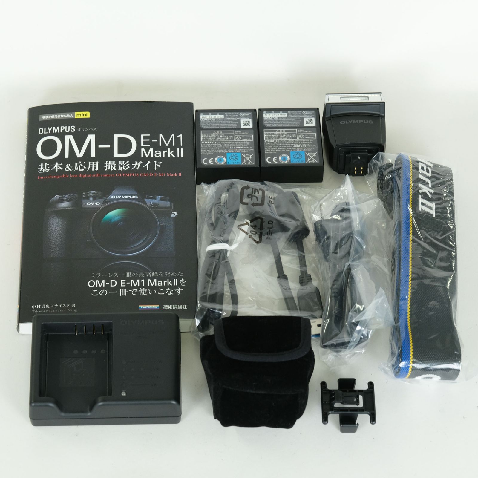 美品 | シャッター数1,573回｜バッテリー2個付] OLYMPUS OM-D E-M1