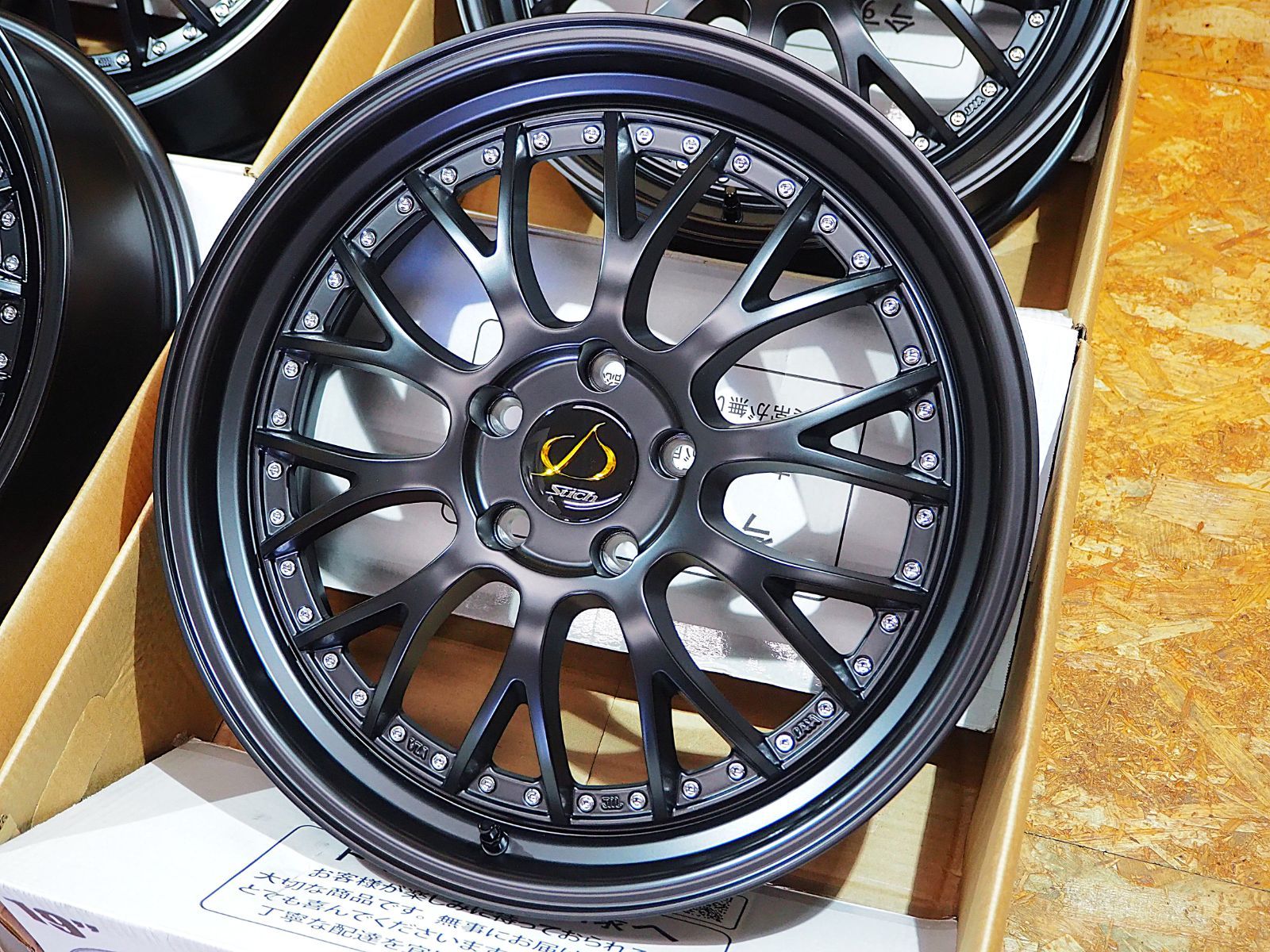 ★王道ドレスアップ★20インチ8.5J+38 5H114.3 新品 人気 シュティッヒ メッシュ NR セミグロスブラック ホイール1台分 NX RX RZ 30系 アルファード ヴェルファイア 新型 クラウン エステート クロスオーバー スポーツ ハリアー