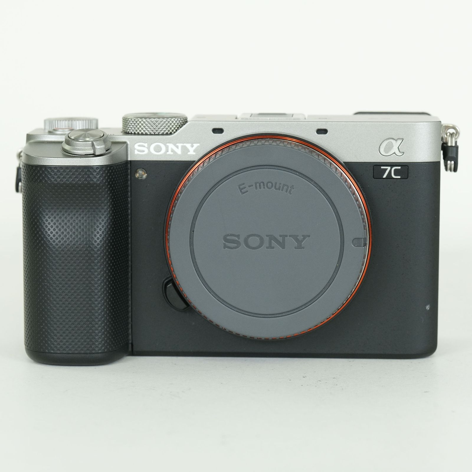 SONY α7C ボディ シルバー ILCE-7C シャッター5827枚 美品 | シャッター数4,049回] SONY α7C（ILCE-7C） [ボディ シルバー