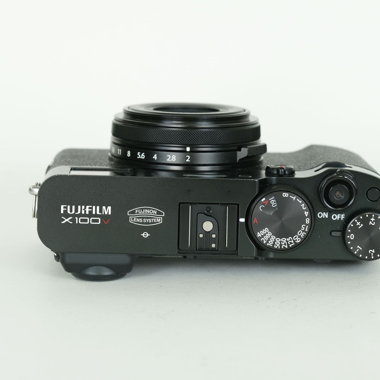 良品 | シャッター数8,300回｜別売り付属品多数付] FUJIFILM X100V