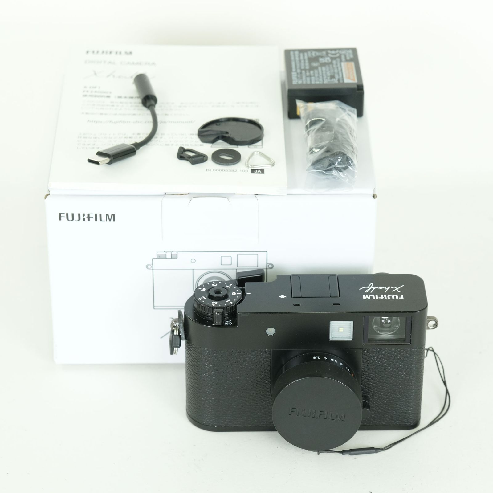 [美品 | シャッター数2,800回] FUJIFILM X half X-HF1 [ブラック] | コンパクトデジタルカメラ