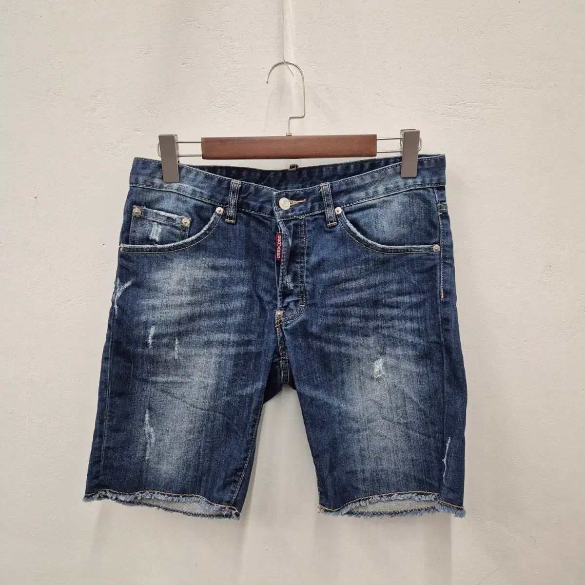 DSQUARED2 ディースクエアード2 赤タブ ダメージ ハーフパンツ 46