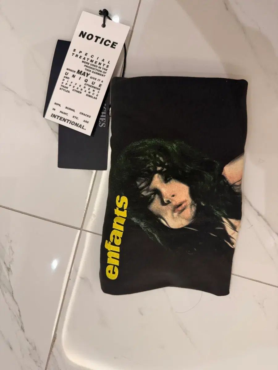 L 앙팡リッシュデプリメ ERD ピンUPGirl Tシャツ