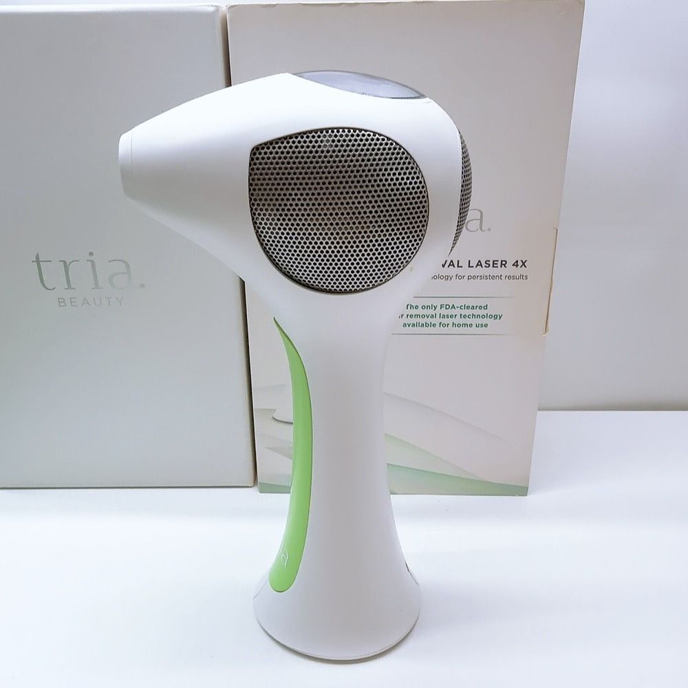 ほぼ未使用＊付属品完備》 トリア パーソナルレーザー 4X Tria LHR 4.0