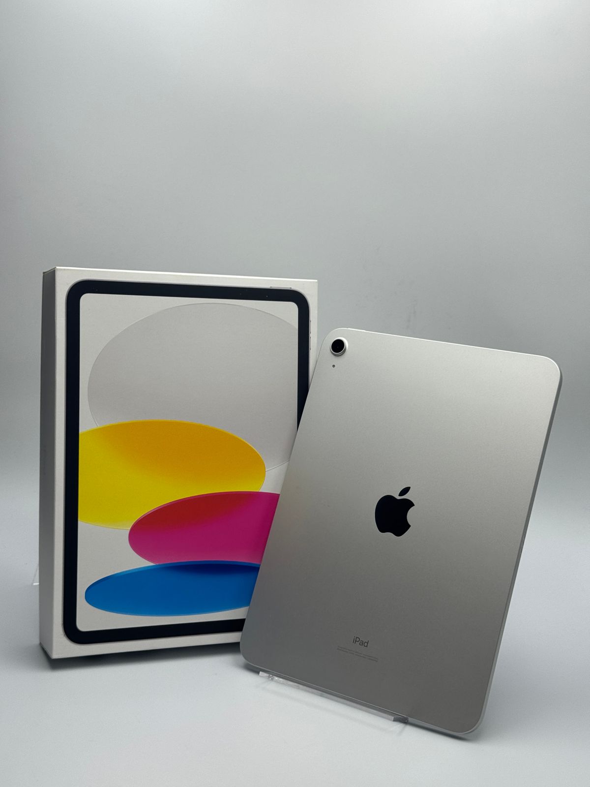 【箱付き中古A】iPad 第10世代 64GB シルバー Wi-Fi バッテリー【100%】