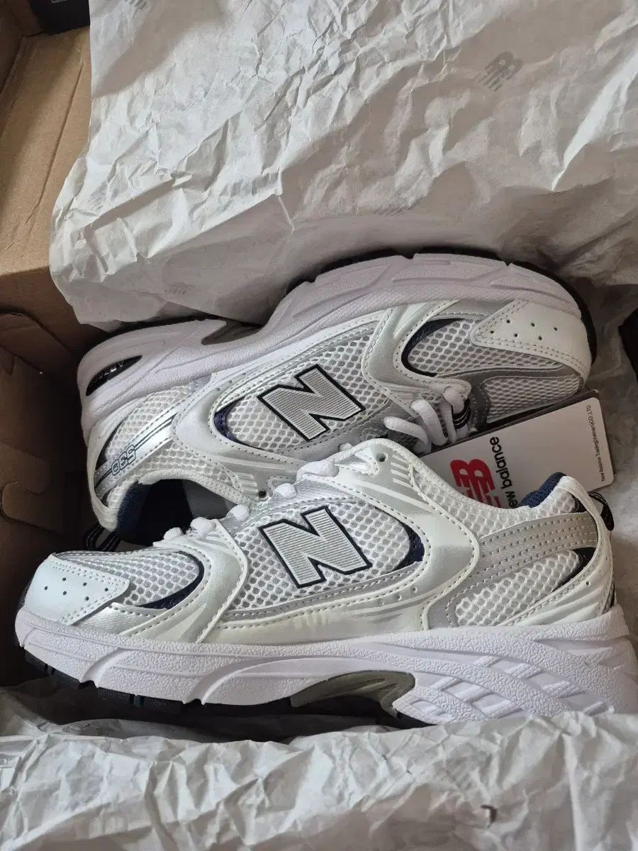 New Balance 530 ホワイト シルバー スニーカー 225 新品