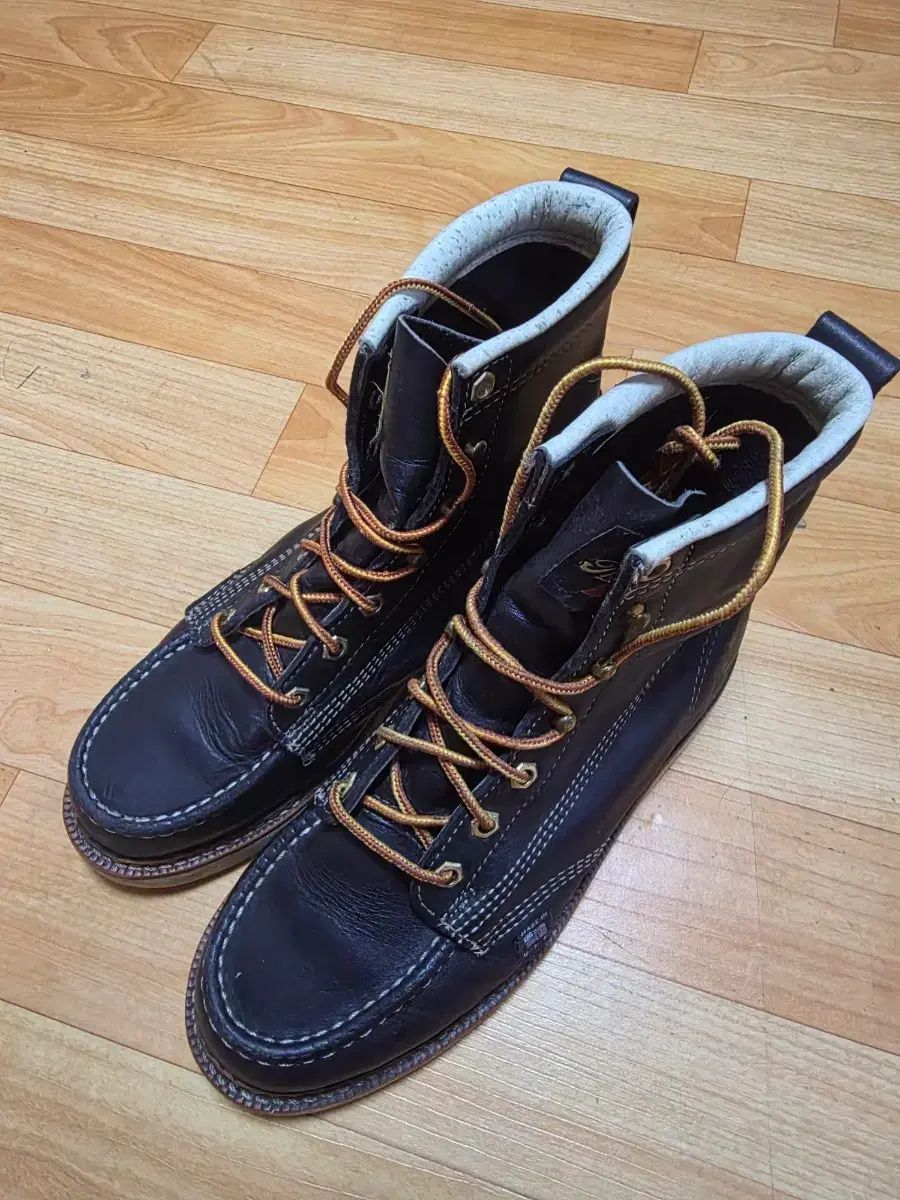 Thorogood (ソログッド)