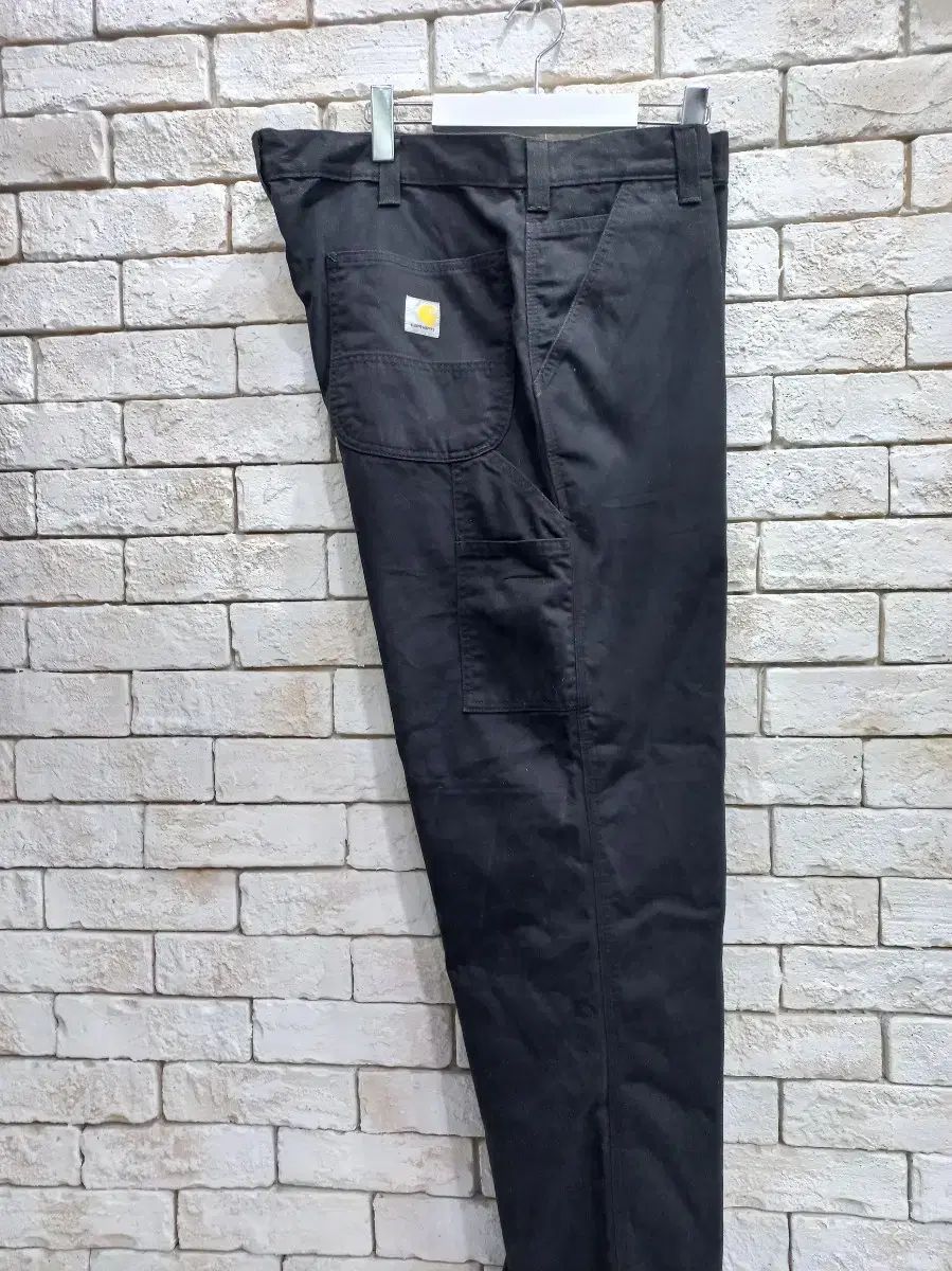 Carhartt ブラック ウォーク パンツ