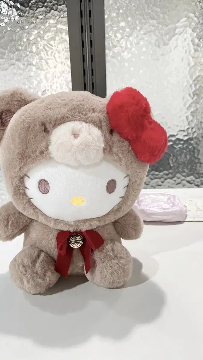 クマ ハローキティ ぬいぐるみ
