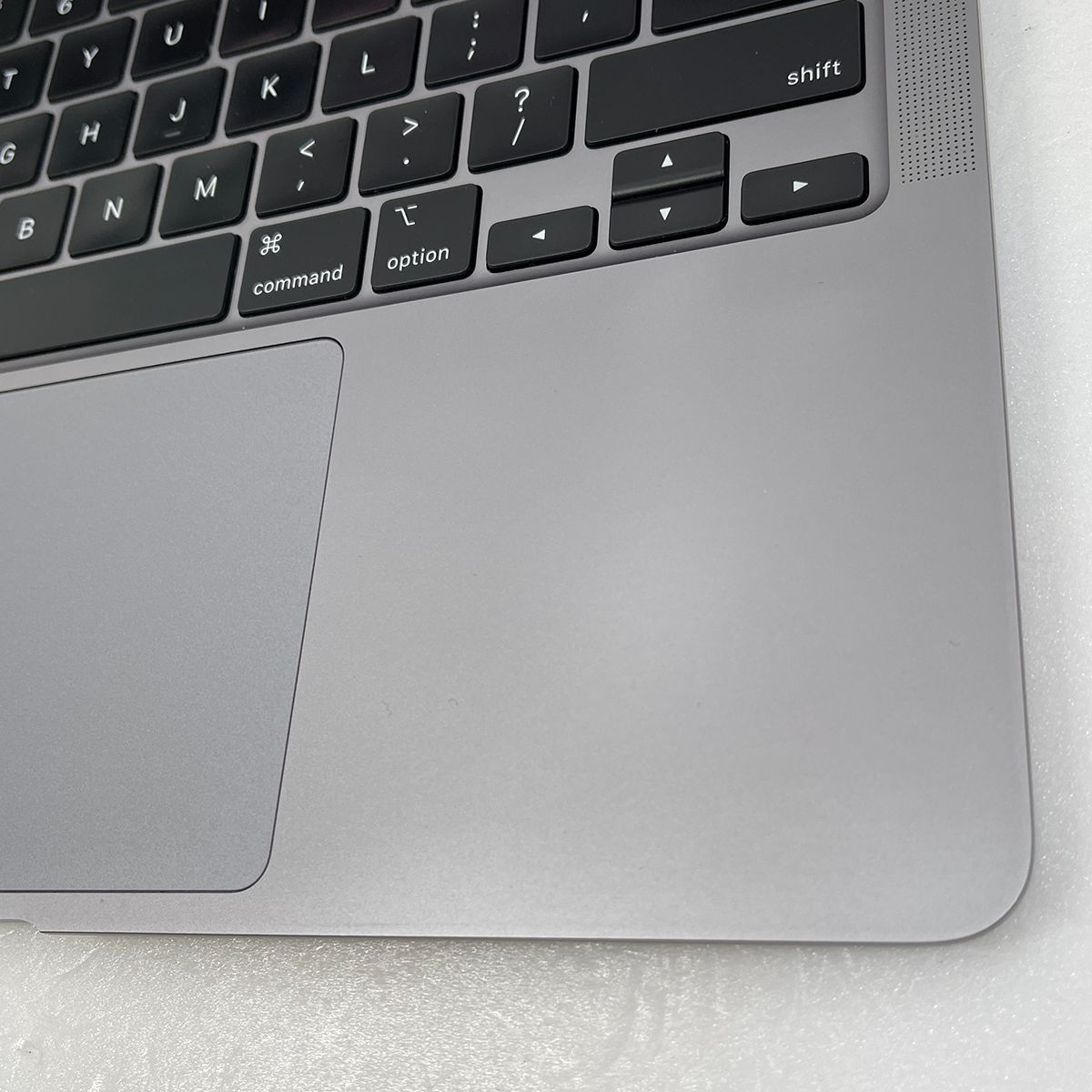 MacBook Air 13-inch 2020 M1【ランク：D】【カラー：スペースグレイ