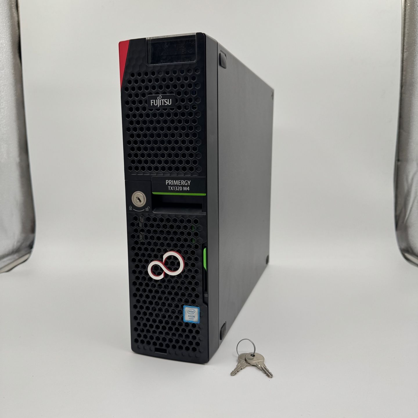 富士通 Fujitsu PRIMERGY TX1320 M4 SFF 8Bay Xeon E-2224 4Core 3.40GHz 16GB 2 x300GB EP400i [SV282]