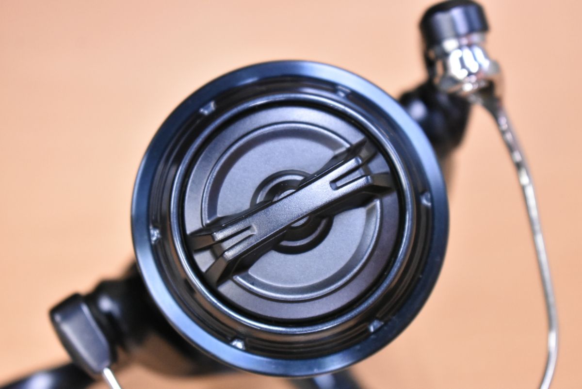 シマノ 20 ストラディック SW 6000HG スピニングリール SHIMANO