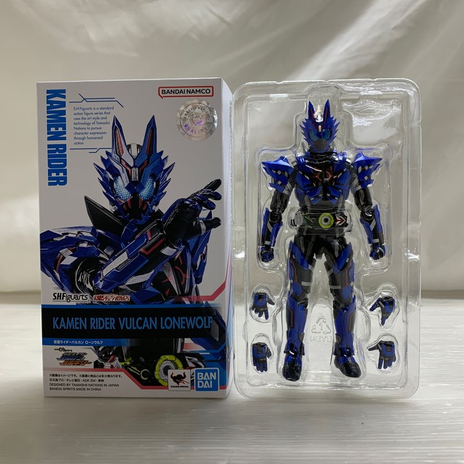 【中古品】 S.H.F 仮面ライダーバルカン ローンウルフ ライダー 戦隊 特撮 フィギュア フィギュアーツ バンダイ 【044-260527-em-02-min】