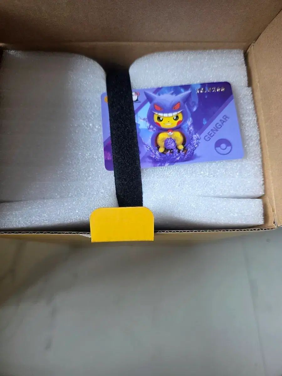 EGG スタジオ ピカチュウ FANTOM レジン