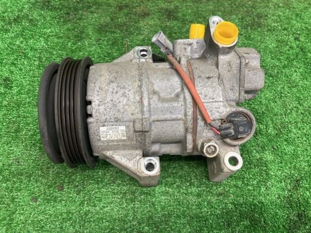 カローラアクシオ NZE144 エアコンコンプレッサー X 4WD デンソー 447260-2333 88310-52551 1F7