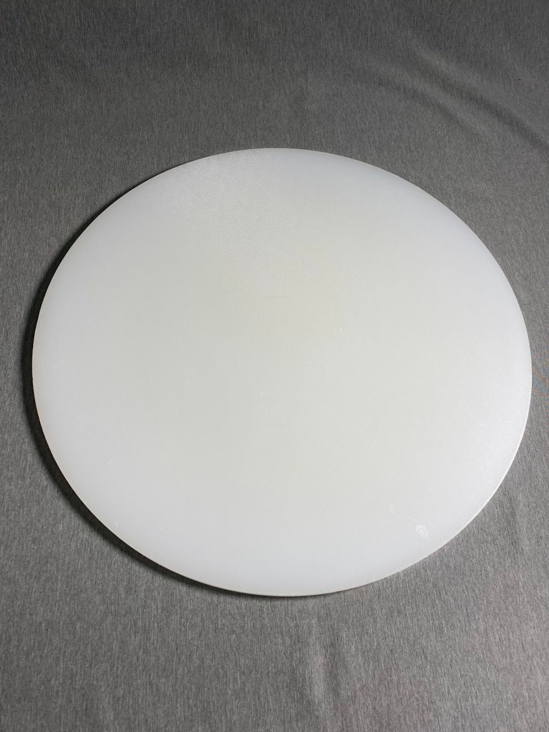 プラスチックまな板 ラウンド型 直径45cm ホワイト - メルカリ