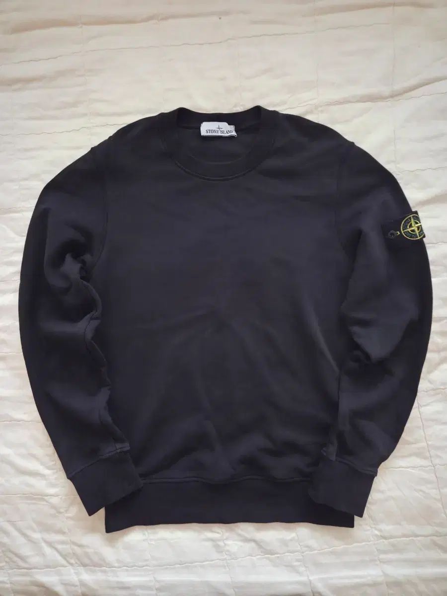 傷なしS STONE ISLAND ストーンアイランド スウェット 24ss ブラック M