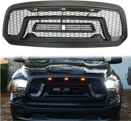 送料無料 ダッジ Dodge ラム RAM1500 2013-2018年式対応 フロントグリル フロントフェイスカバー 前面グリルパネル プラスチック製 画像色 外装パーツ 前まわり装飾 ドレスアップ カスタムパーツ 車用アクセサリー 取付用 適合確認おすすめ