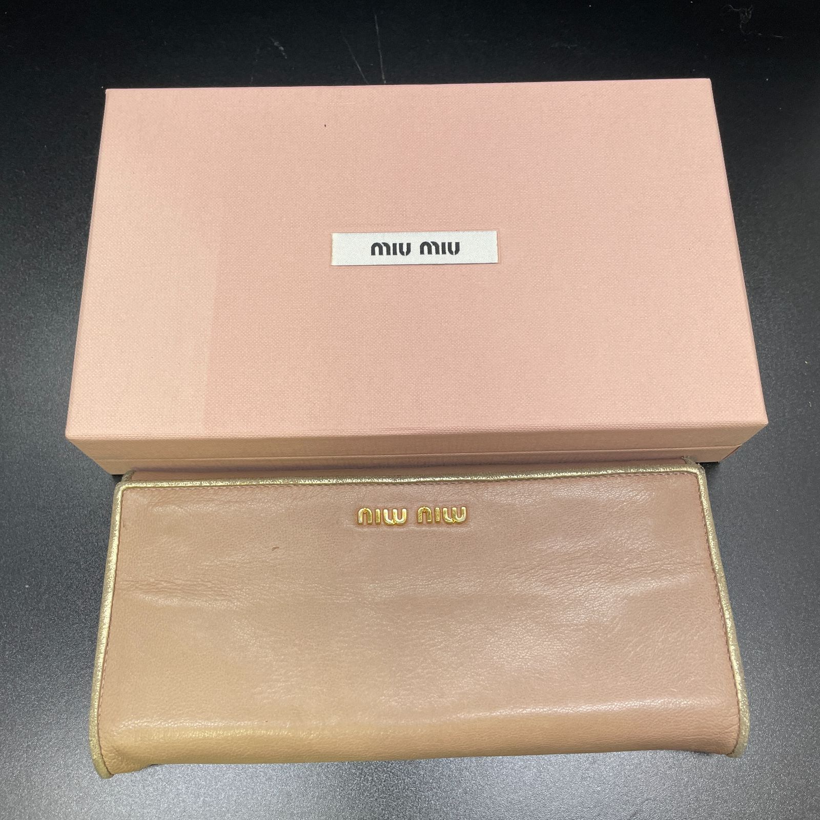 ミュウミュウ 財布 B26052031