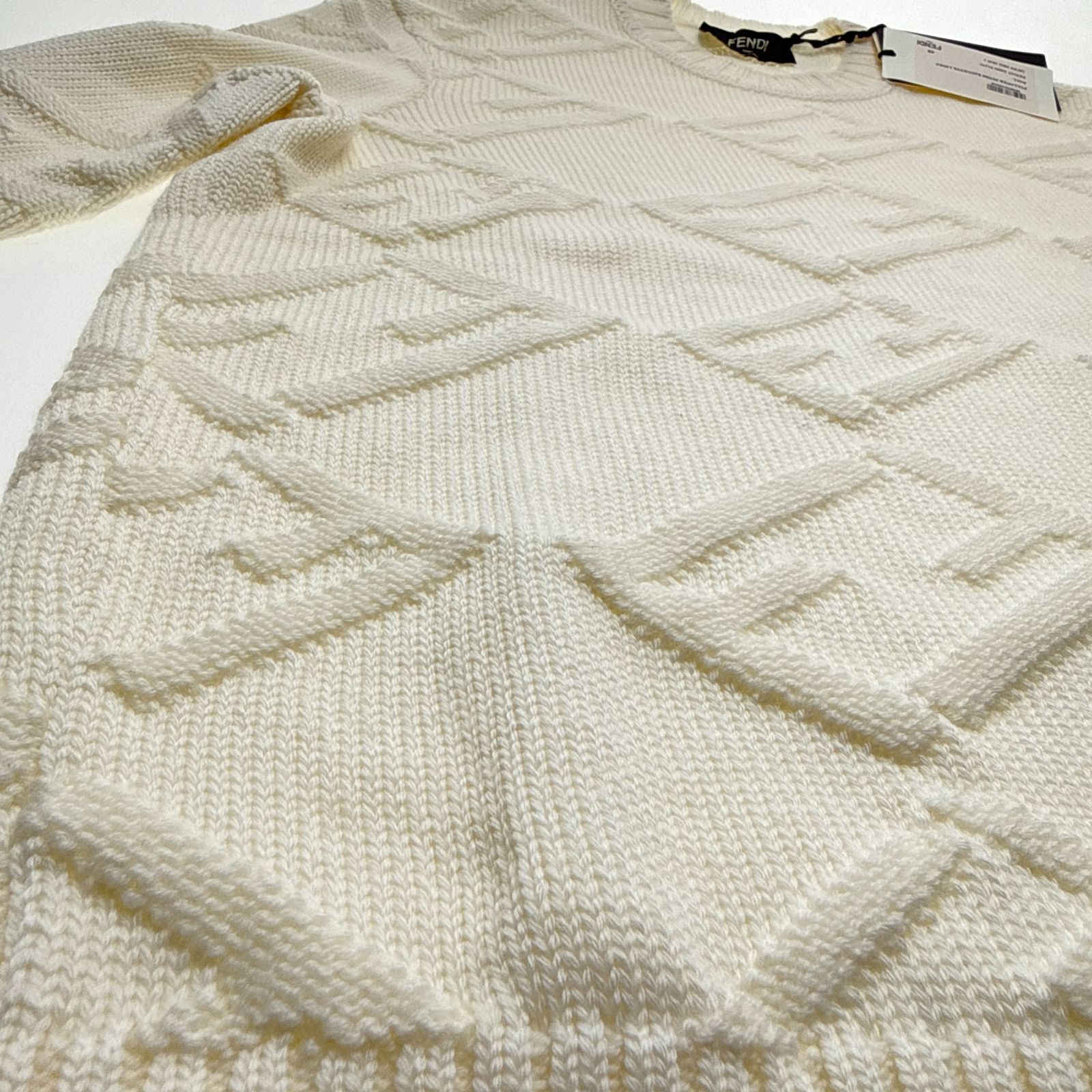新品タグ付】FENDI フェンディ FFロゴ クルーネックニット ウール 48 