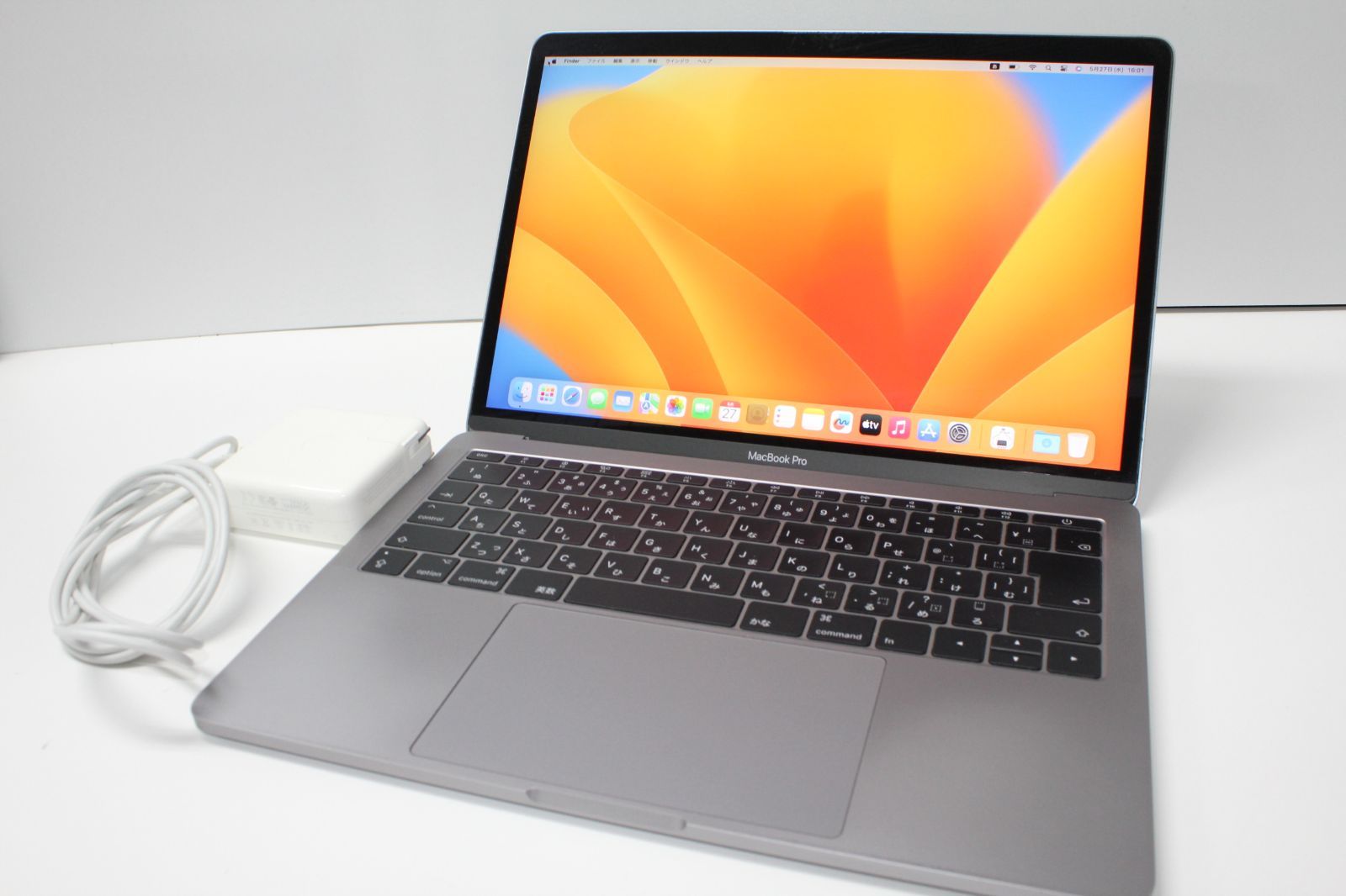 MacBook Pro（13インチ,2017,Thunderbolt 3ポートx 2）256GB/8GB