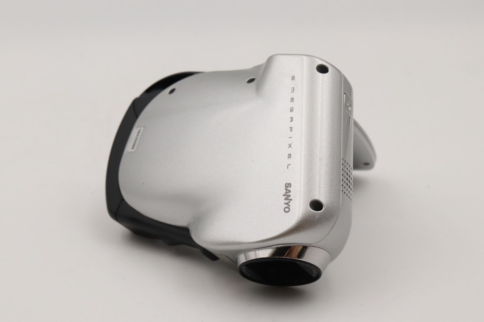 極上品☆SANYO サンヨー Xacti DMX-CA6 デジタルムービーカメラ