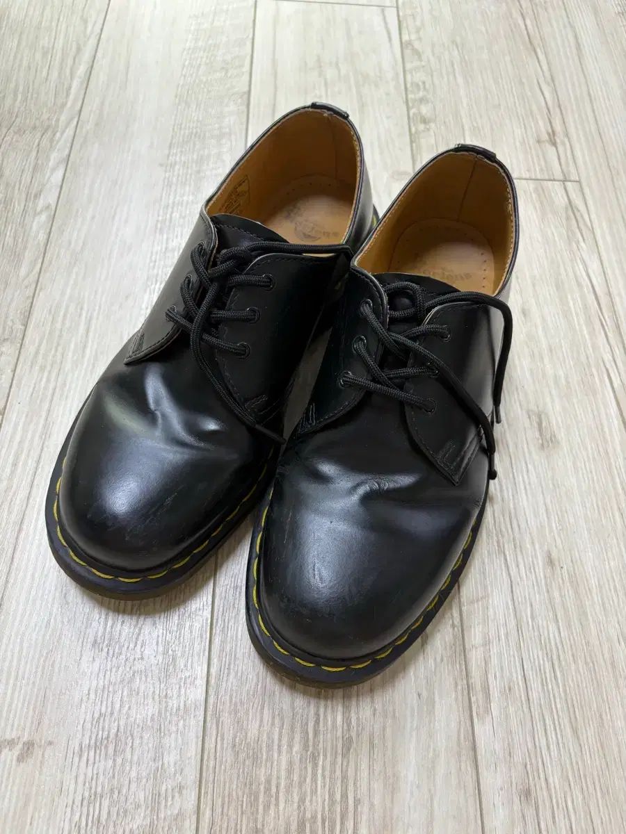 DR. MARTENS ドクターマーチン 1461 3ホール スムース 270