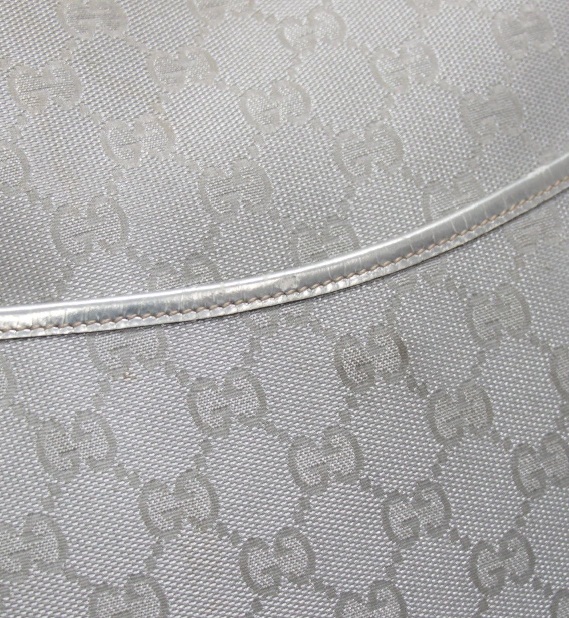 GUCCI グッチ ショルダーバッグ GGキャンバス シルバー 145857 【74470 