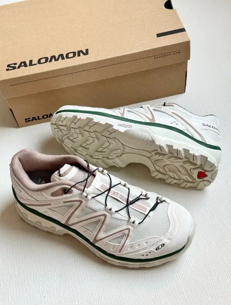 正規品 SALOMON サロモン 474789 登山スニーカー
