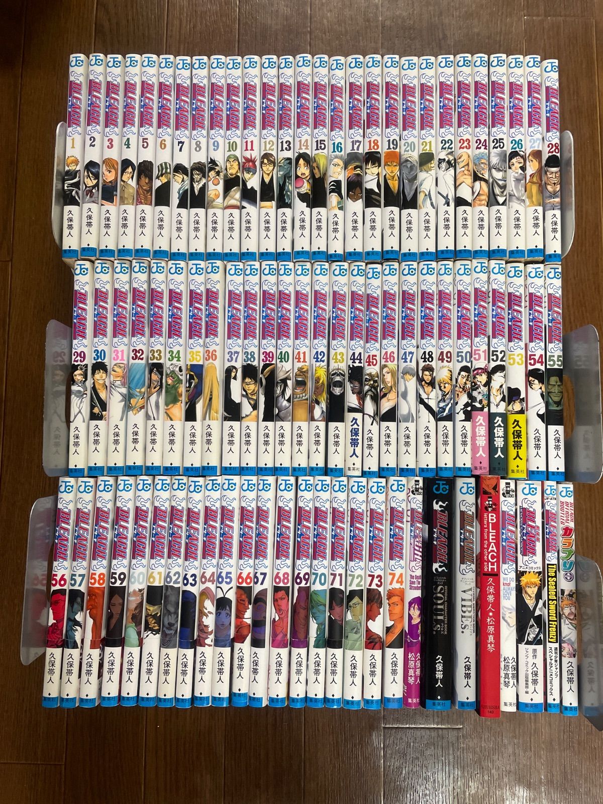 BLEACH ブリーチ 全74巻＋/SOULs./VIBEs./The Sealed Sword Frenzy