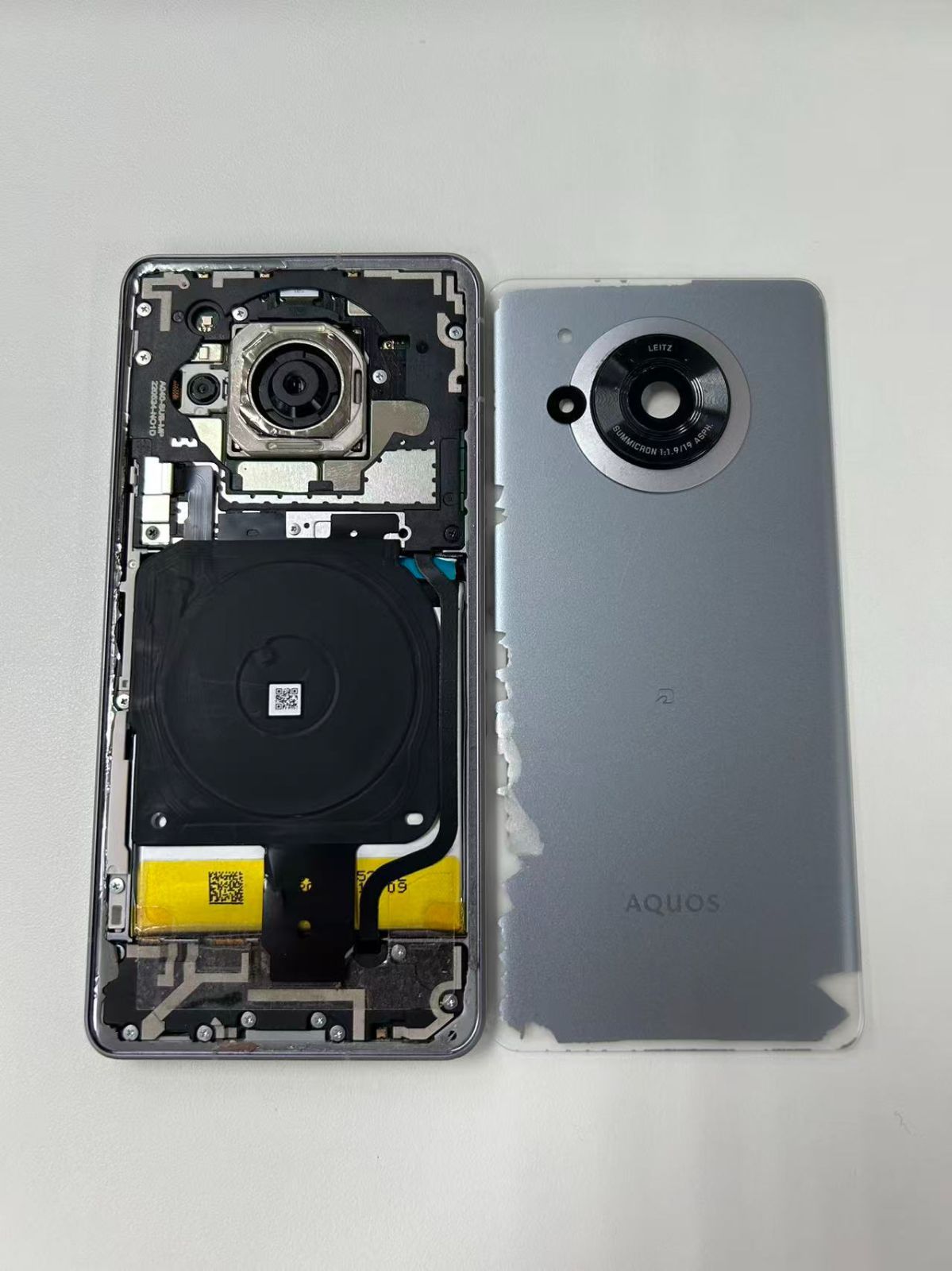 ジャンク】AQUOS R7 256GB シルバー 起動不可 - メルカリ