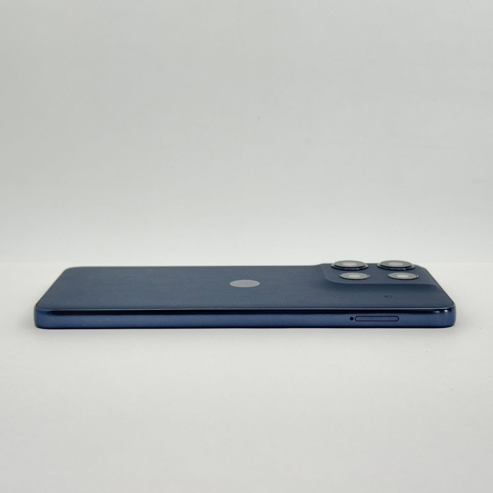 新品同様 美品 motorola moto g66y 5G A501MO 4GB 128GB ブラック