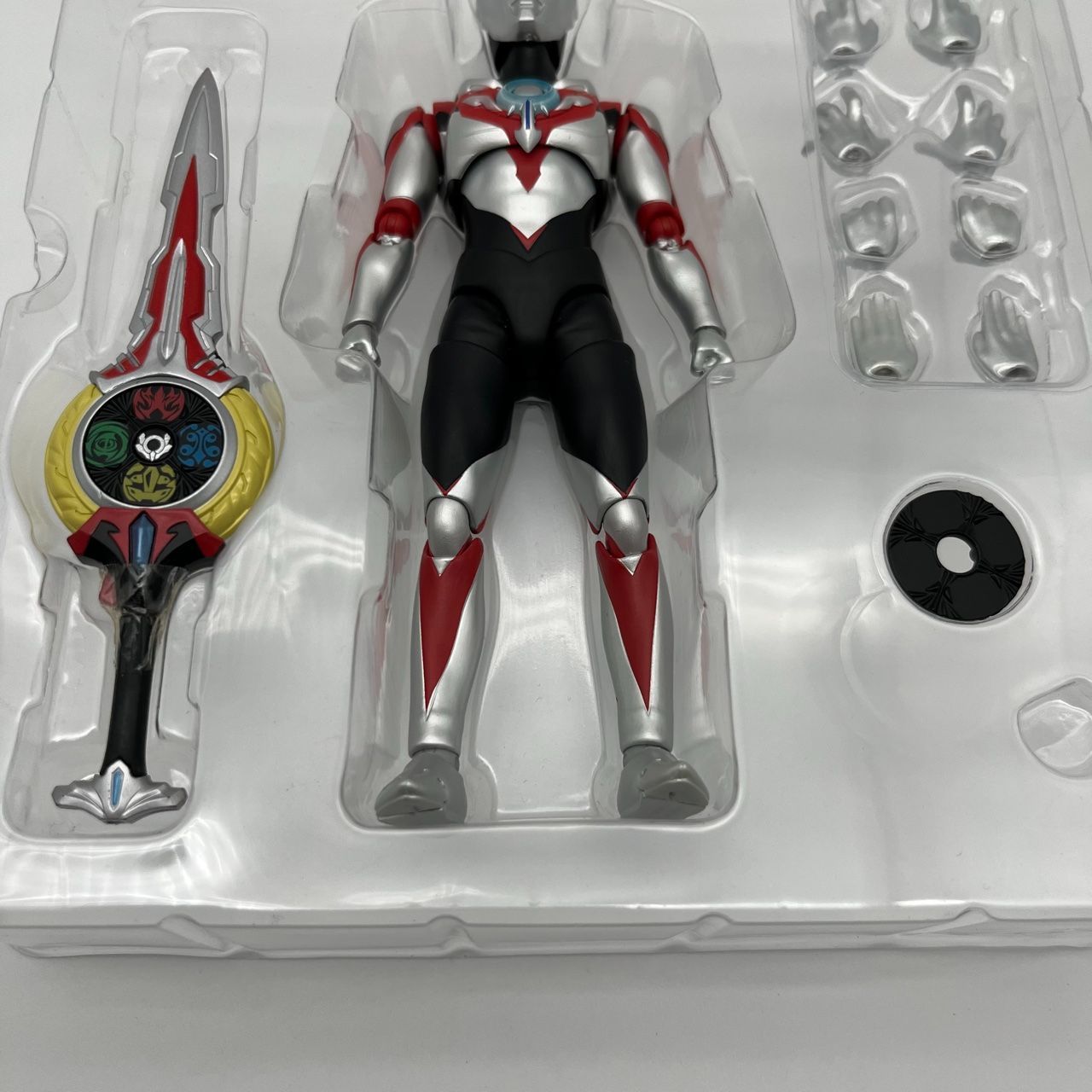 □バンダイ アクションフィギュア S.H.Figuarts ウルトラマンオーブ