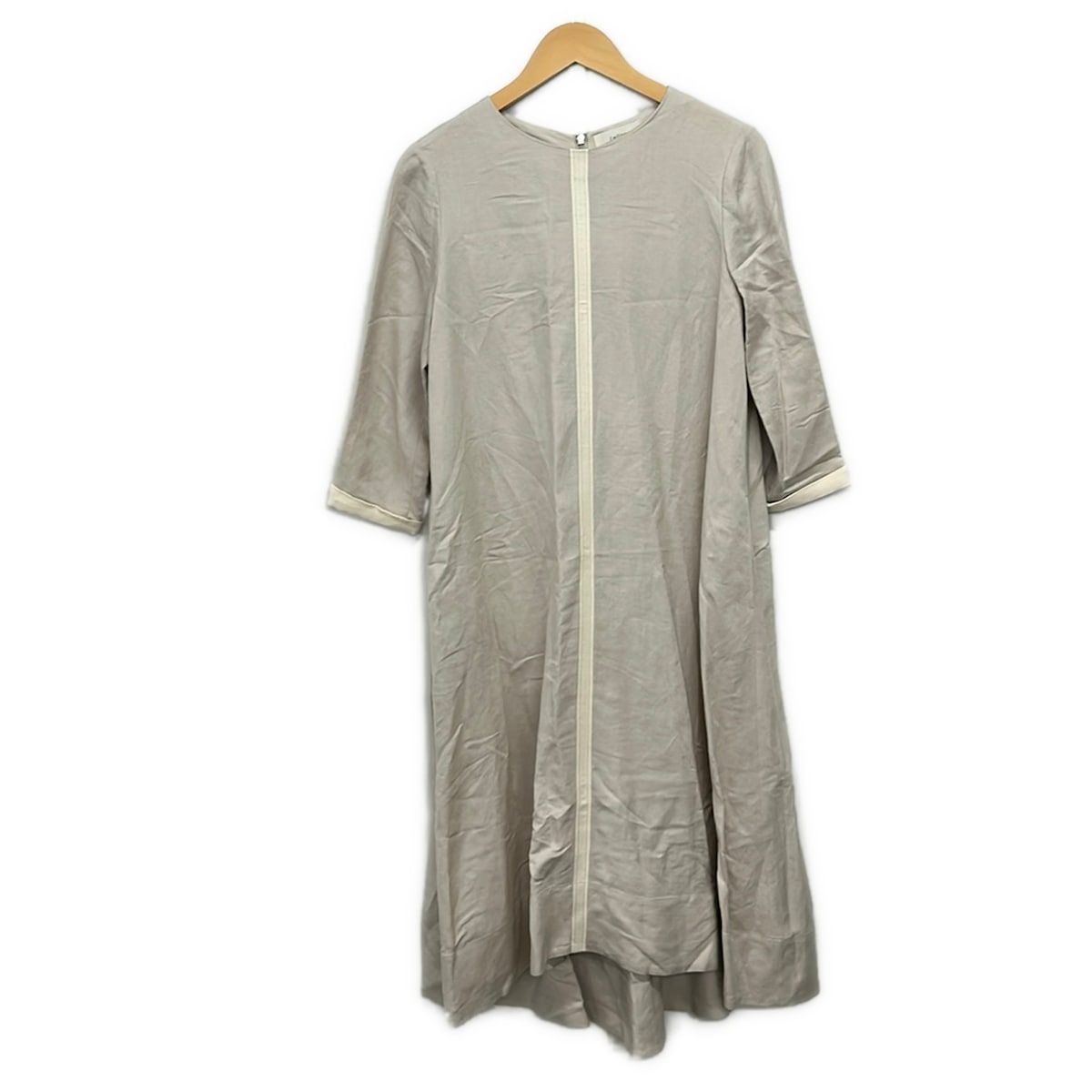 Leilian(レリアン) ワンピース サイズ11 M レディース美品 - ベージュ×アイボリー クルーネック/七分袖/マキシ丈