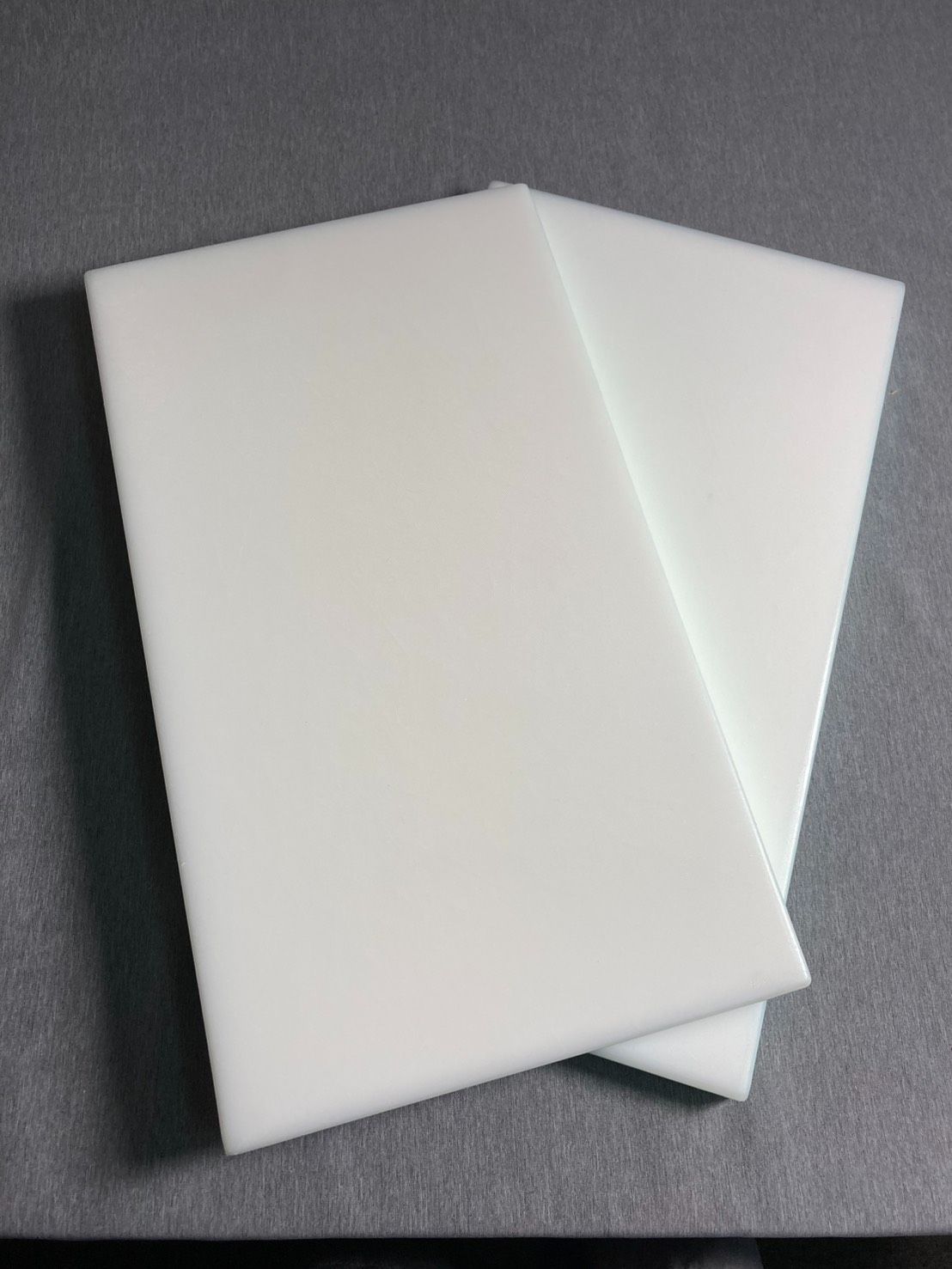 ホワイト プラスチックまな板 キッチン用品/まな板・カッティングボード/樹脂まな板｜貝印公式 調理器具