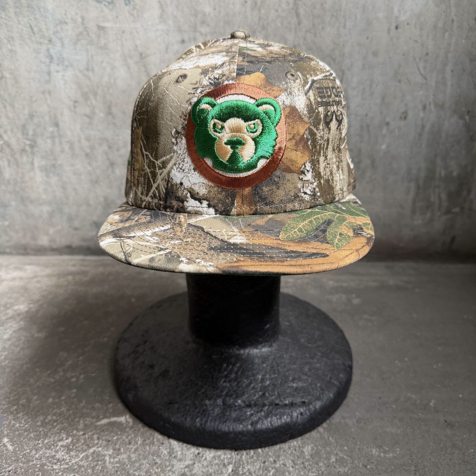 New Era x MLB Chicago Cubs リアルツリー柄 ベアーロゴ 59FIFTY 58.7cm ニューエラ メジャーリーグ シカゴ・カブス
