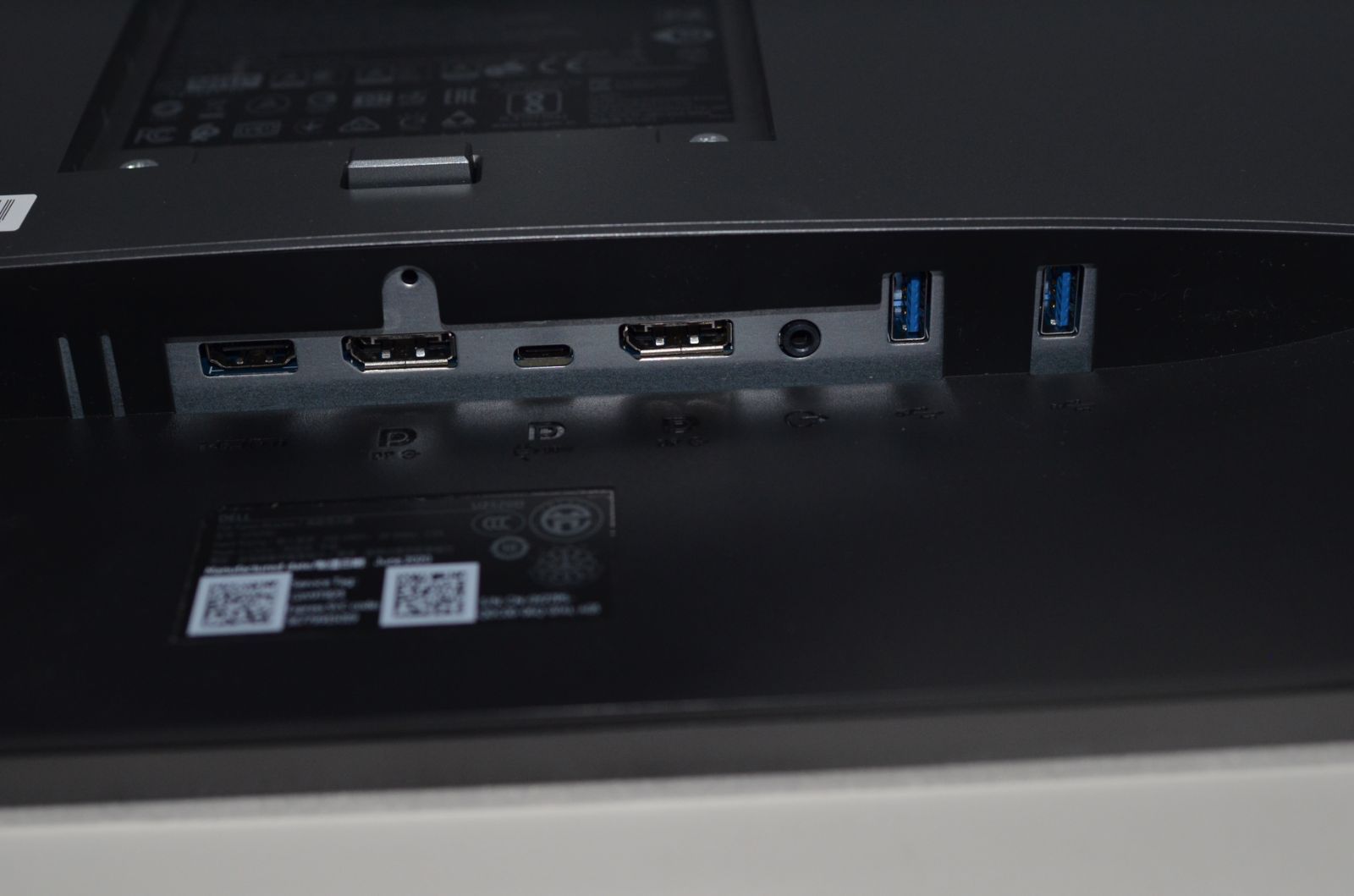 中古良品 DELL U2520D 25インチ WQHDモニター - メルカリ