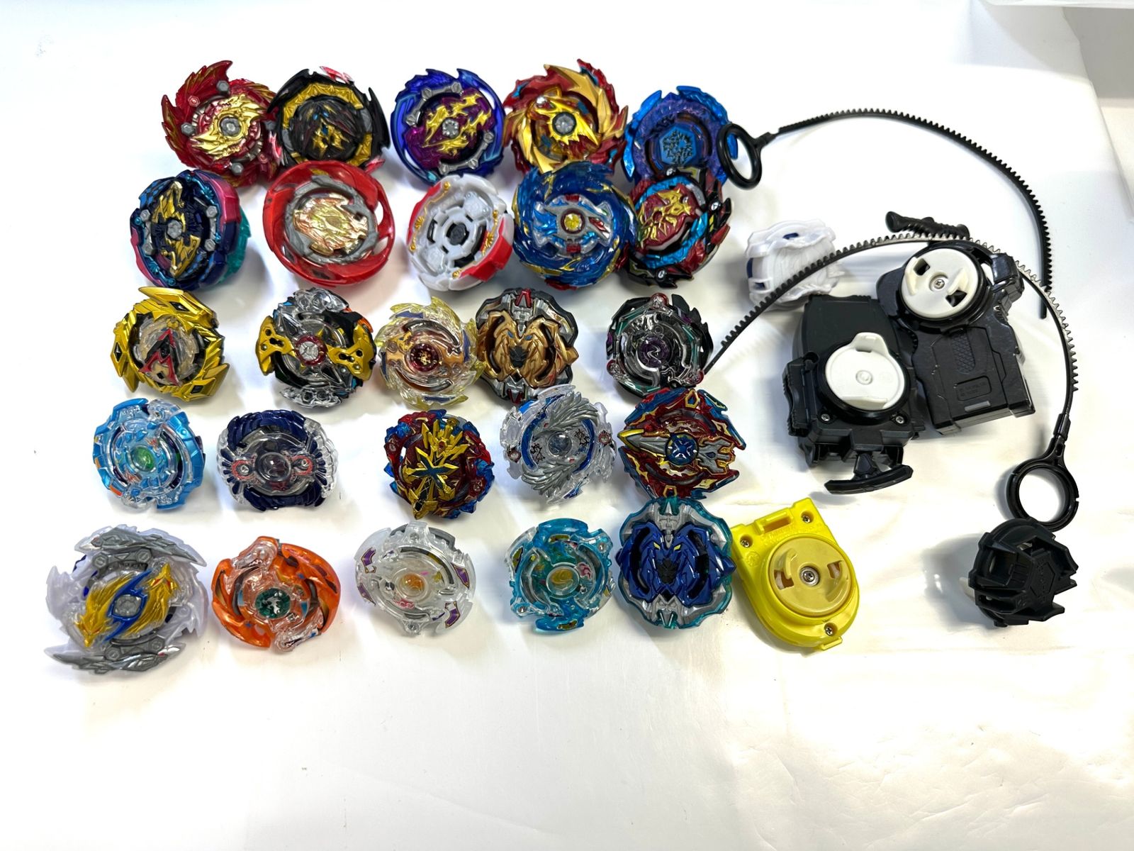 現状品 タカラトミー ベイブレードバースト 25個 まとめセット ランチャー E 5/27