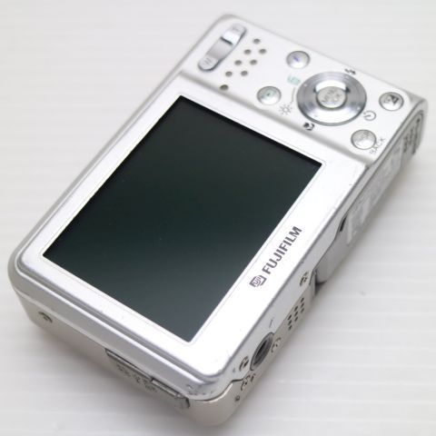 美品 FinePix F30 シルバー 即日発送 FUJIFILM デジカメ デジタル