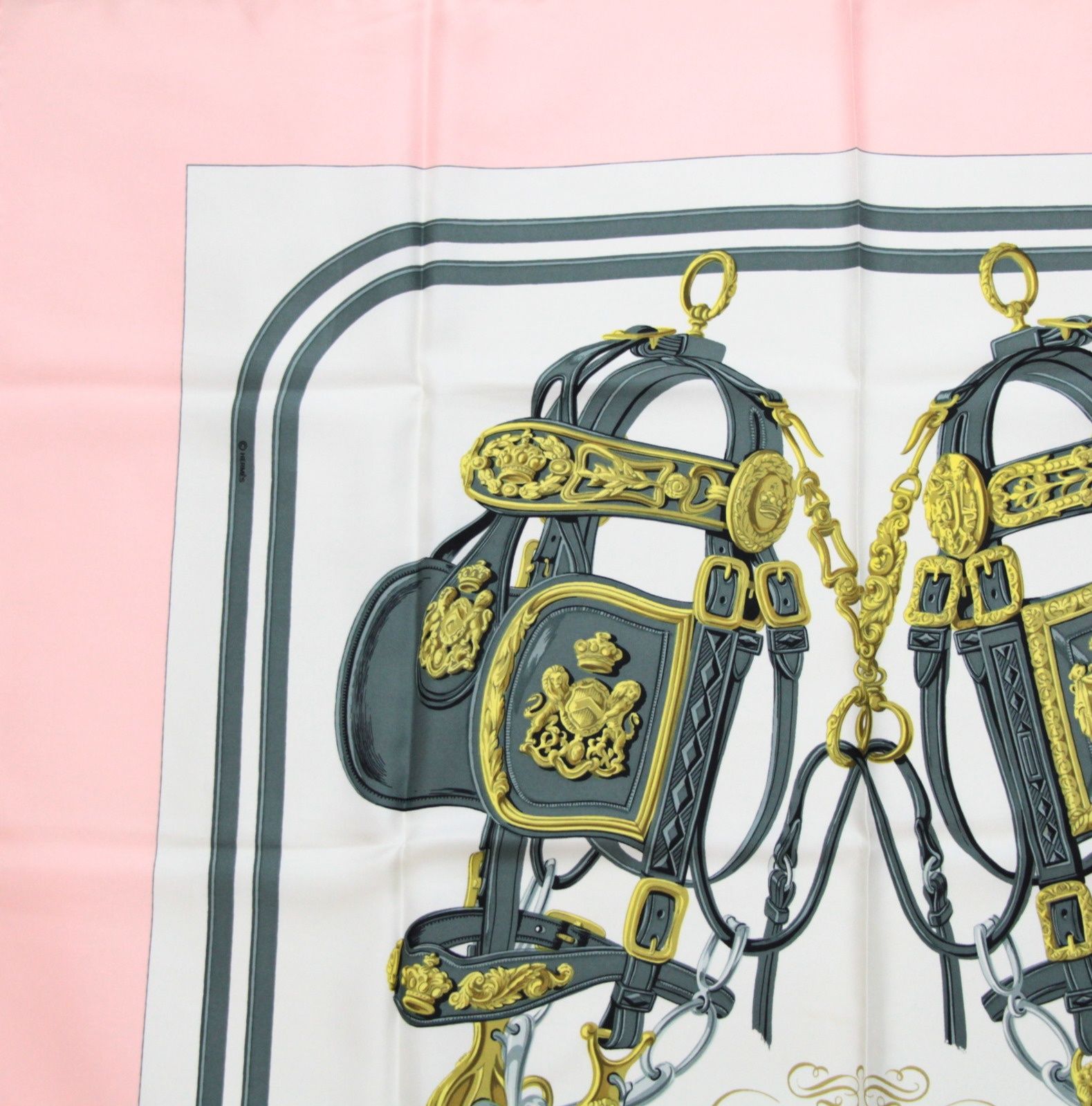 はぎちゃん　エルメス　スカーフ　BRIDES de GALA エルメス HERMES カレ90 大判スカーフ BRIDE de GALA 式典用の馬勒
