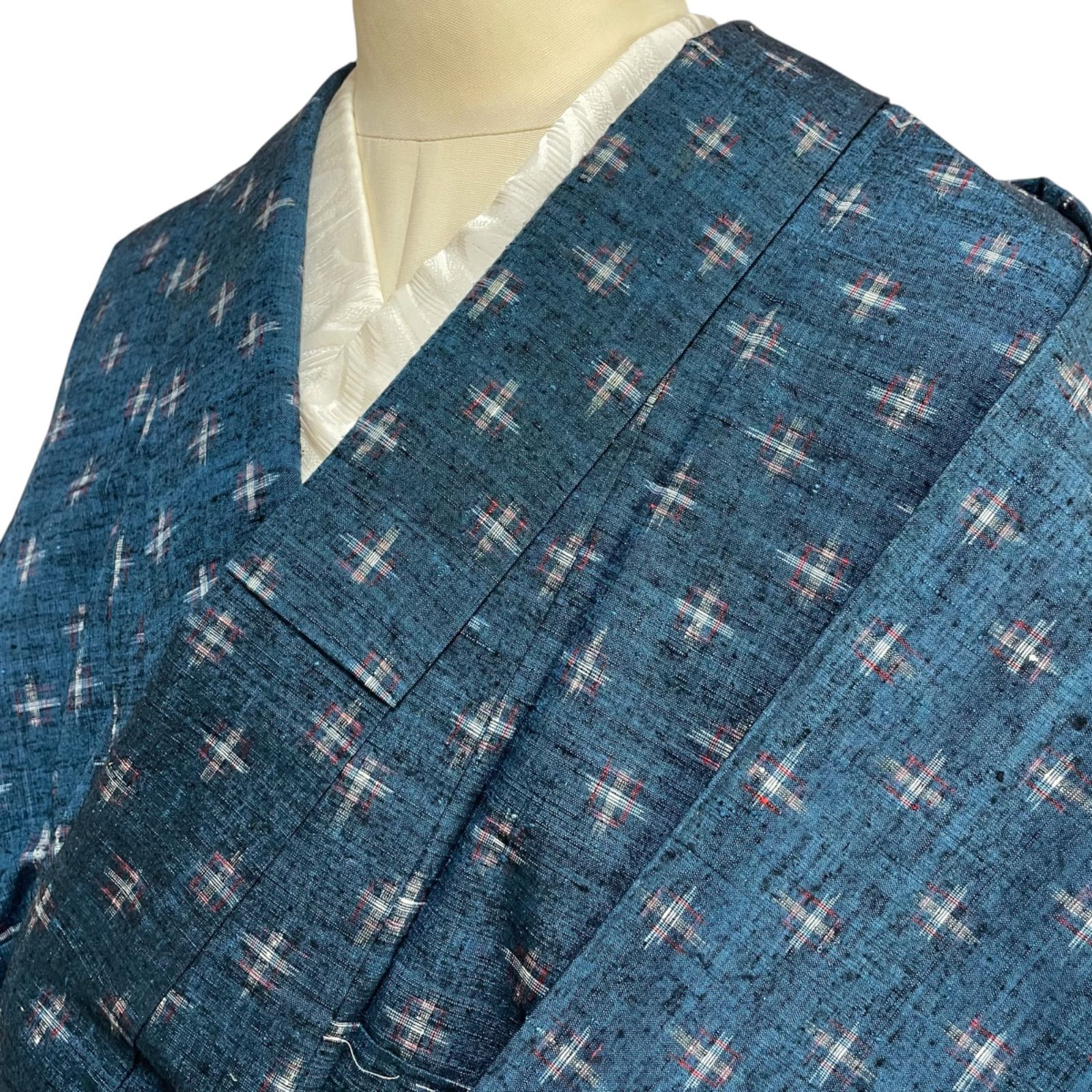 J900 結城紬 十字絣 藍染め 正絹 和装 和服 着物 - メルカリ