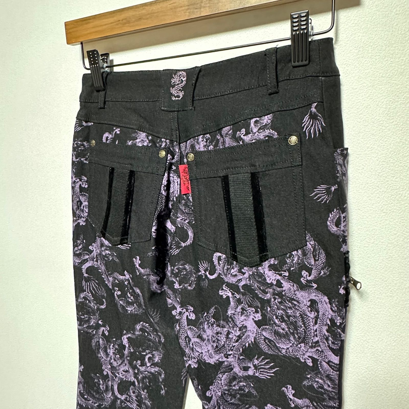 OZZ ON ヒコゾー　ドラゴン　龍刺繍 レースアップ フレアパンツ ブラック OZZ ON hikozoh ドラゴン フレアパンツ 黒紫 ブラック パープル 龍