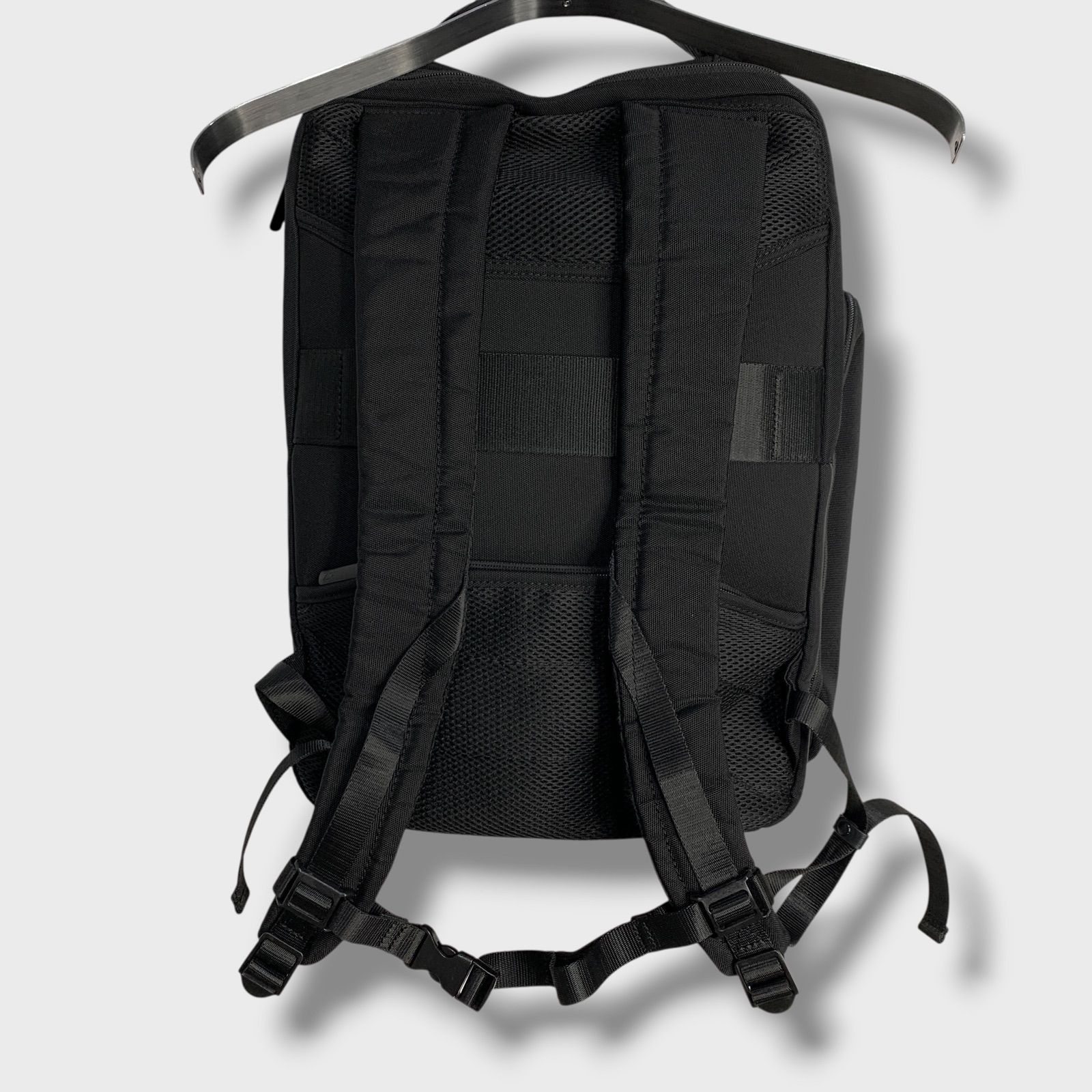 ☆美品☆ZERO HALLIBURTON☆ゼロハリバートン☆PRF4.0ナイロンソフト 