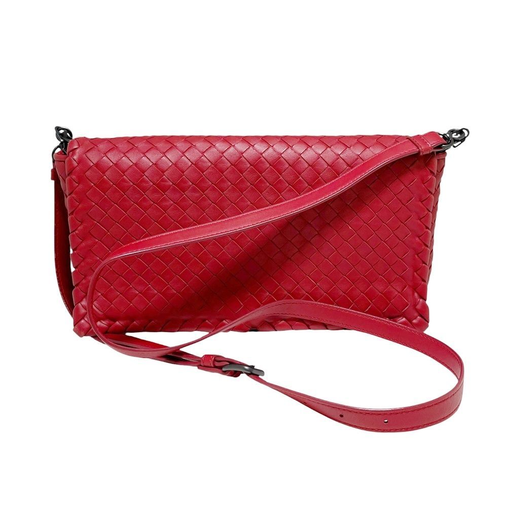 BOTTEGA VENETA【ボッテガヴェネタ】イントレチャート ショルダーバッグ　レッド 49,680円