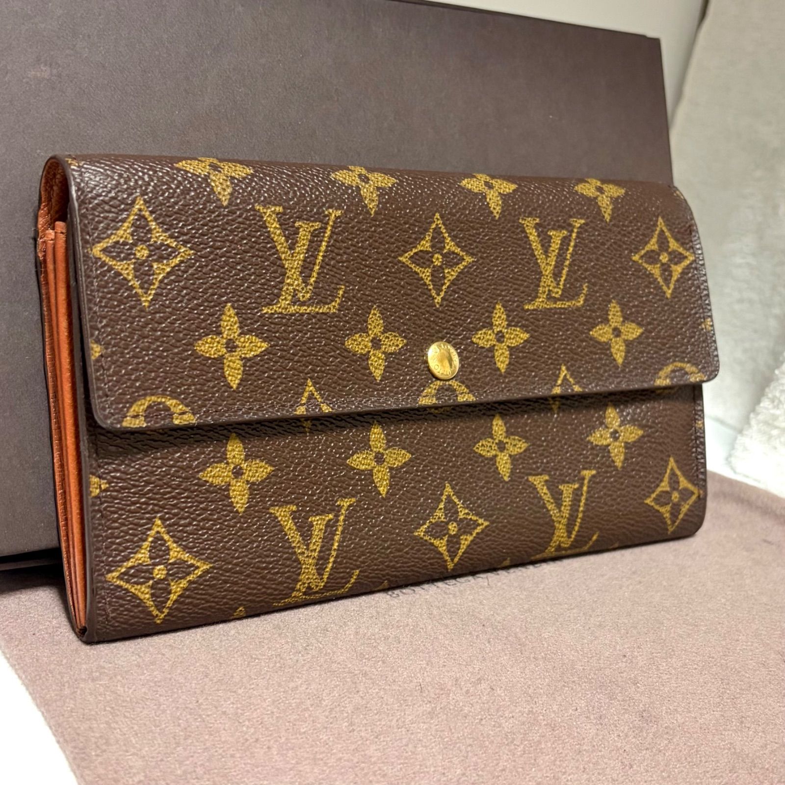 b51 ポルトモネ クレディ ポルトフォイユ サラ 旧型 Louis Vuitton